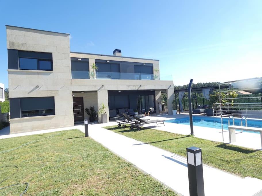 Chalet De Diseno Moderno En Sanxenxo Ngoại thất bức ảnh